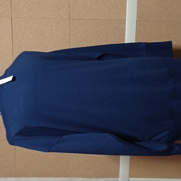 AVIA LONG SLEEVE SOFT TEE SIZE XL (16-18) IN A BEAUTIFUL SOFT BLUE - Picture 5 of 8